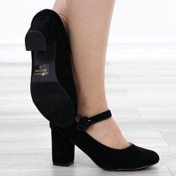 Black Velvet Low Heels Retro Style Mary Jane Pumps - Picture 4 of 13